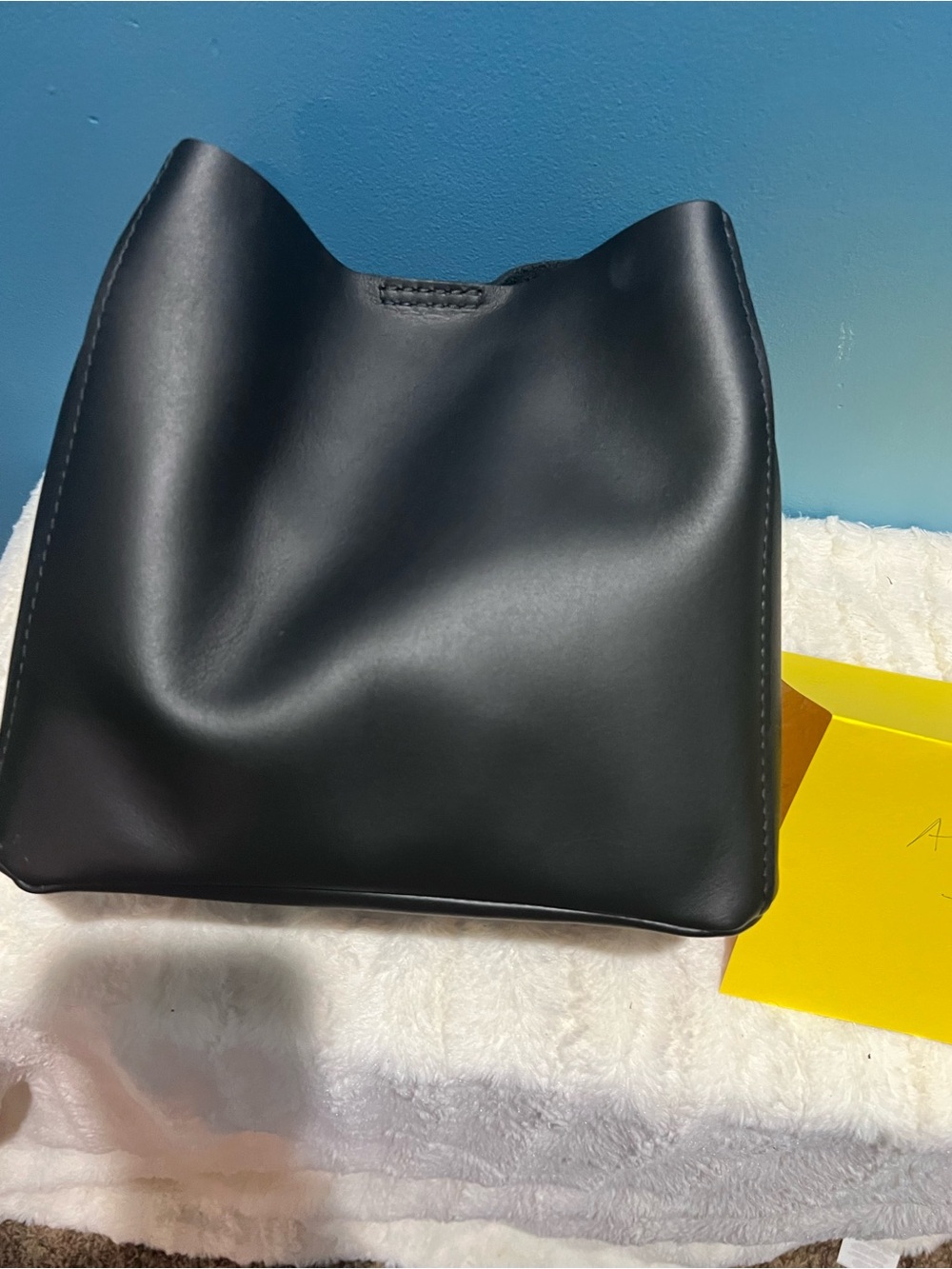 Portland Leather goods smooth, black butterfly